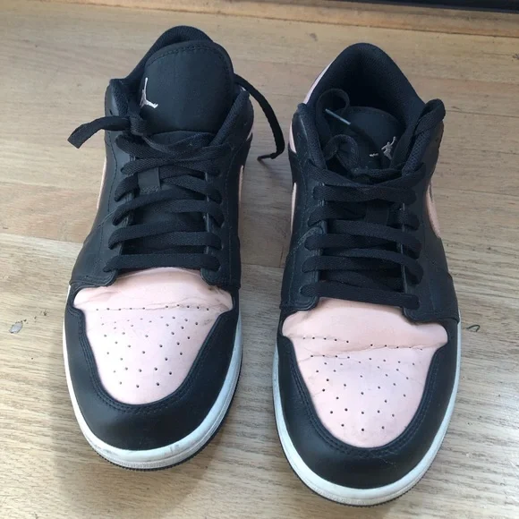 Air Jordan 1 Low 'Crimson Tint' Sneaker Men's Size 11 Black 553558-034